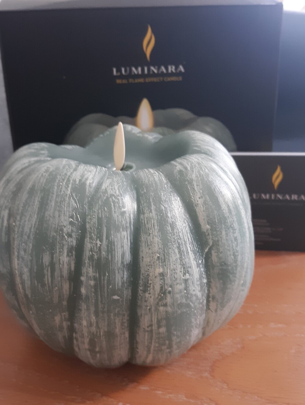 New Boxed Luminara Green pumpkin Flameless Candle